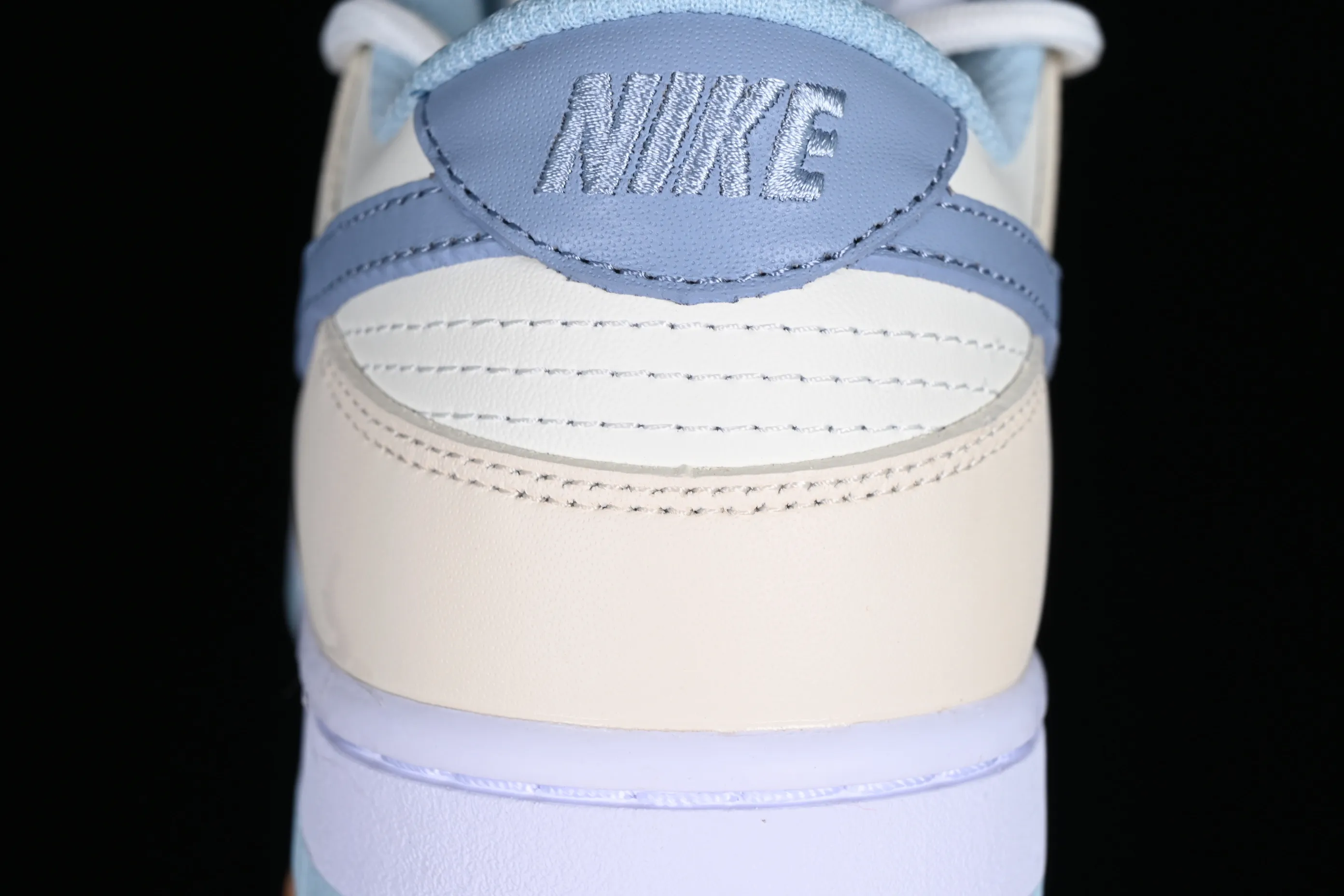 All Categories Nk SB Dunk Series Nk SB Dunk Low Low-top Sneakers Z Version Nk Dunk Low Summer Feeling Sea Salt Milk Ice Customized Deconstructed Strap Casual Sneakers DD1503-123
